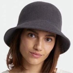 Philippo Catarzi 100% Wool  Hat